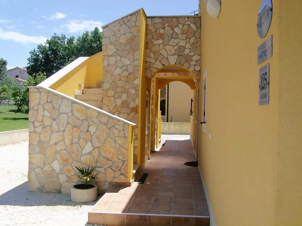 Oliva Holiday Apartment Banjole